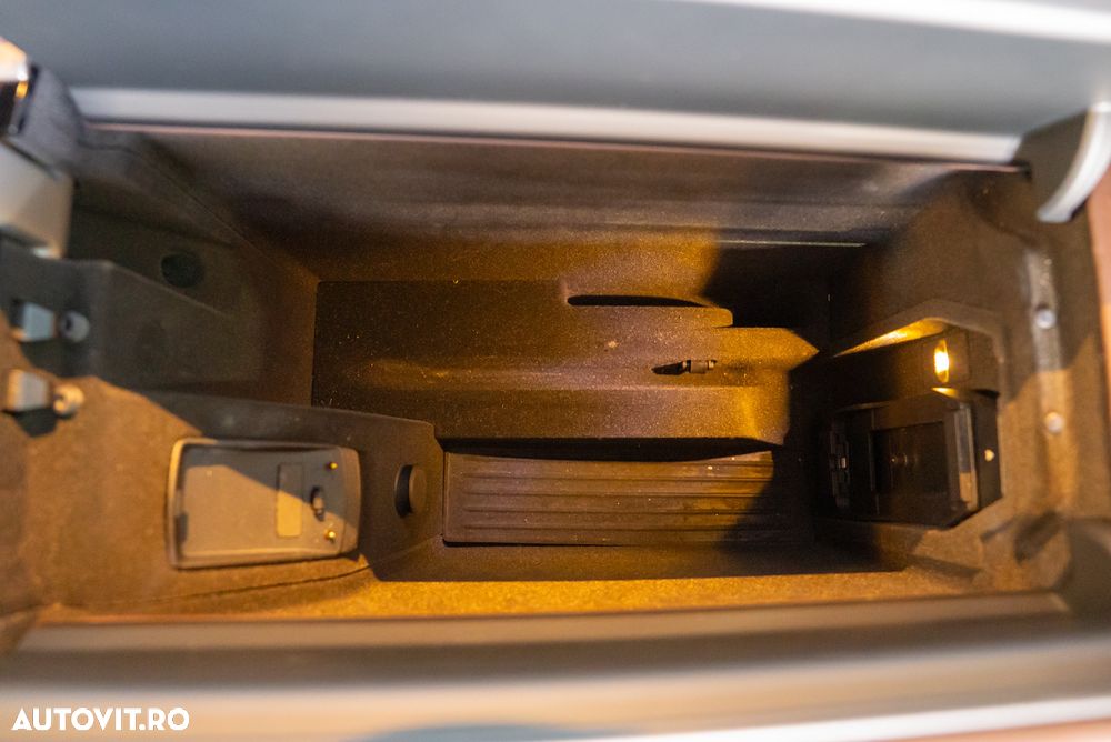 BMW Seria 7 740Le iPerformance - 25