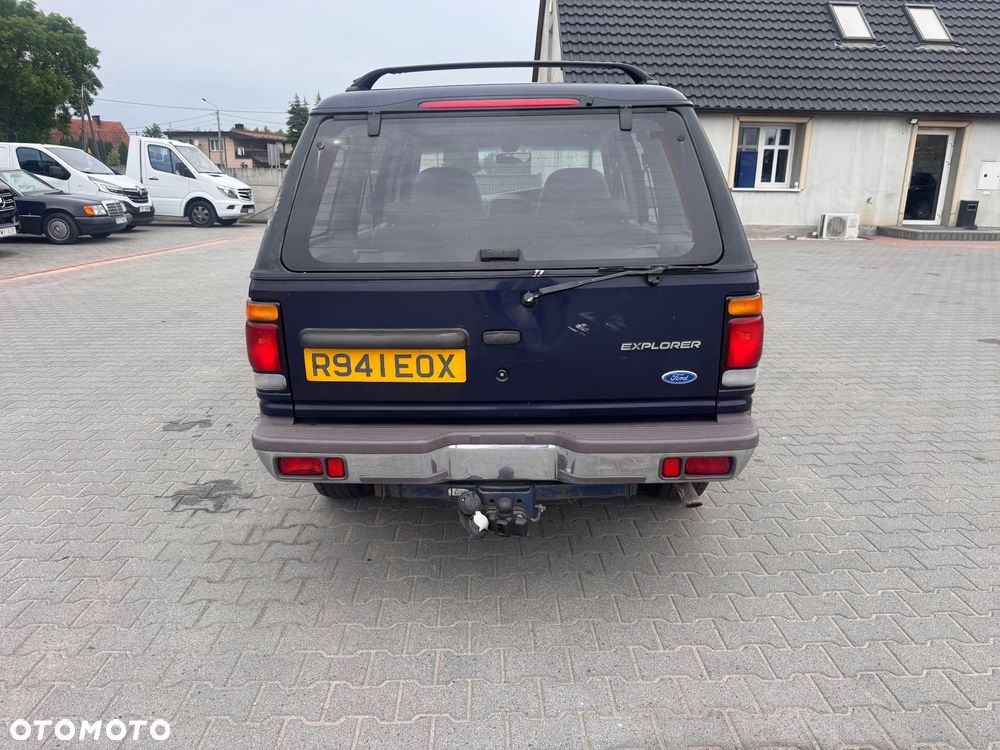 Ford Explorer 4.0 - 6