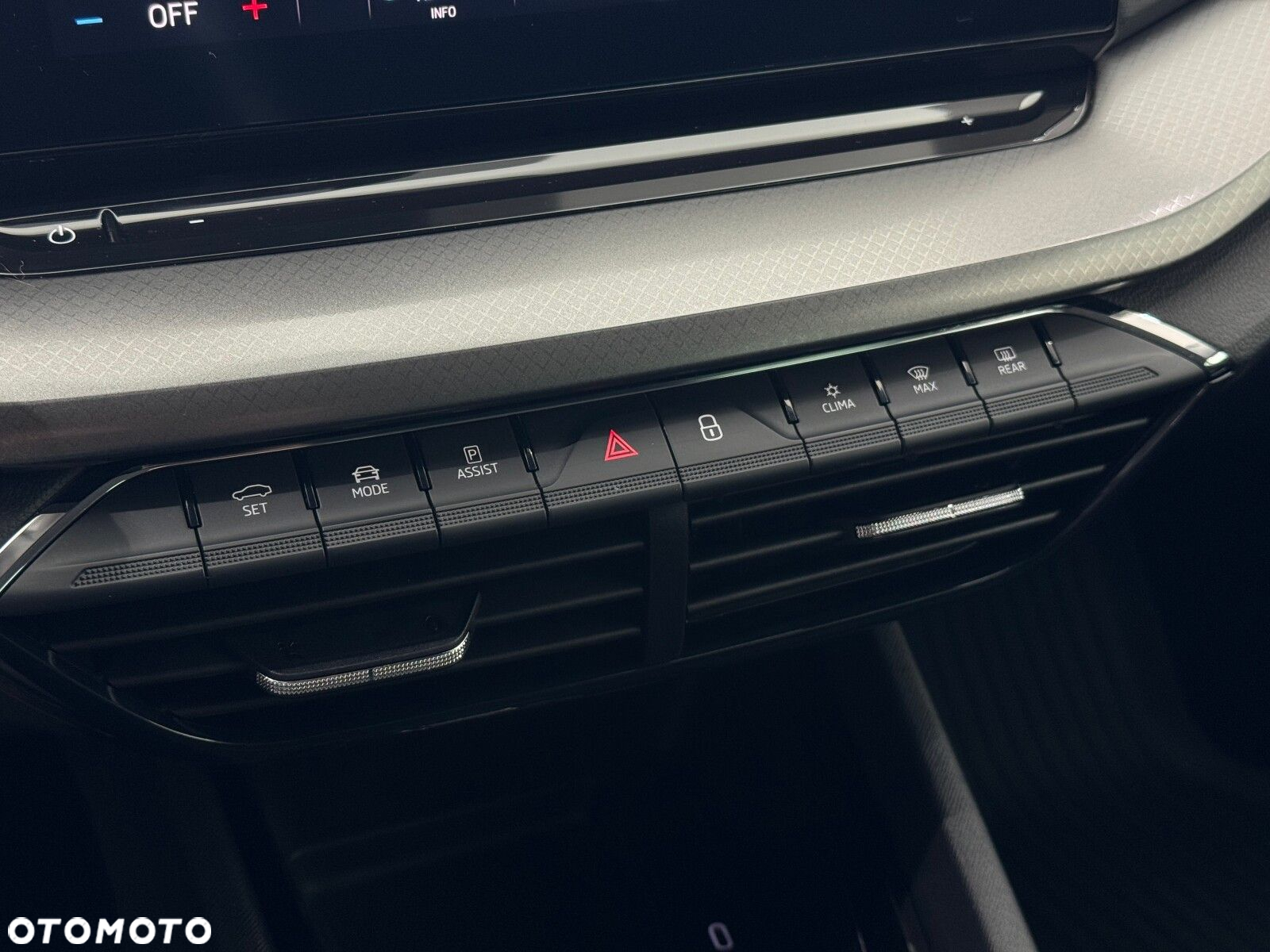 Skoda Octavia 1.4 TSI Plug-In Hybrid Style DSG - 24