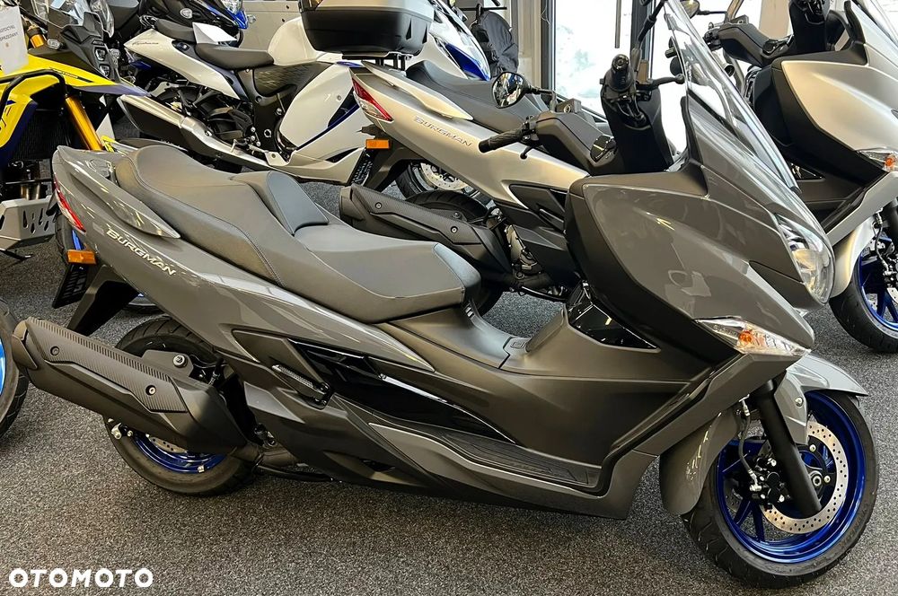 Suzuki Burgman - 4