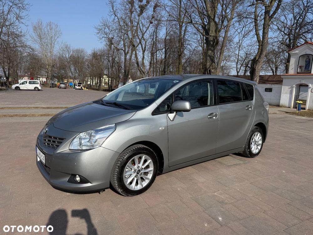 Toyota Verso 2.0 D-4D Travel - 26