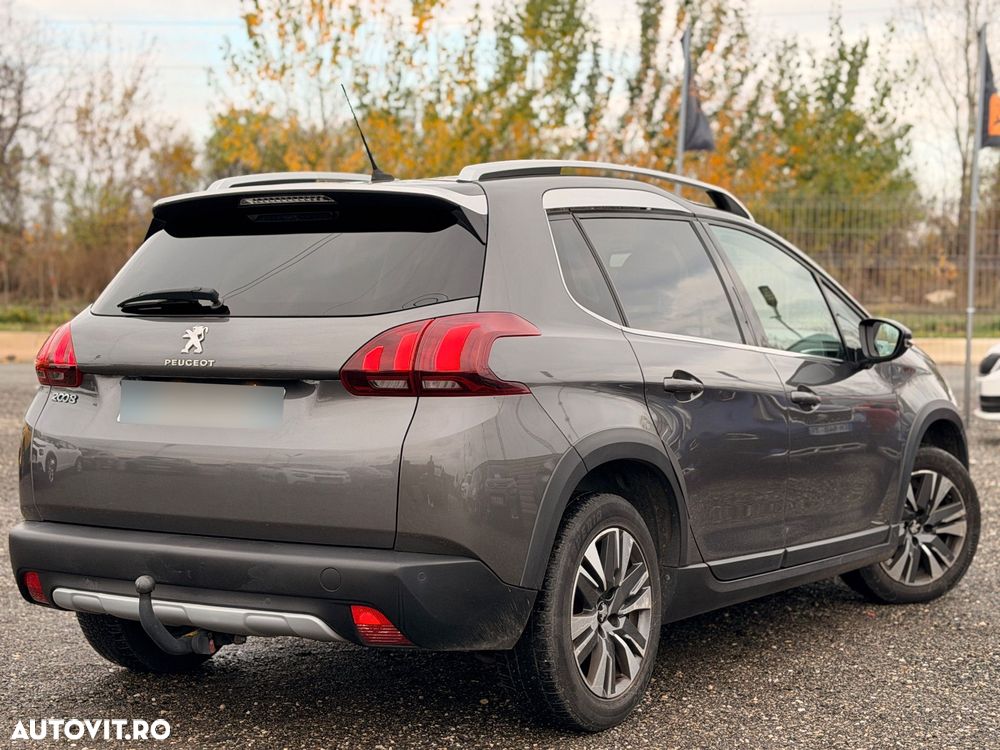 Peugeot 2008 PureTech 110 GPF Stop&Start EAT6 Allure - 4