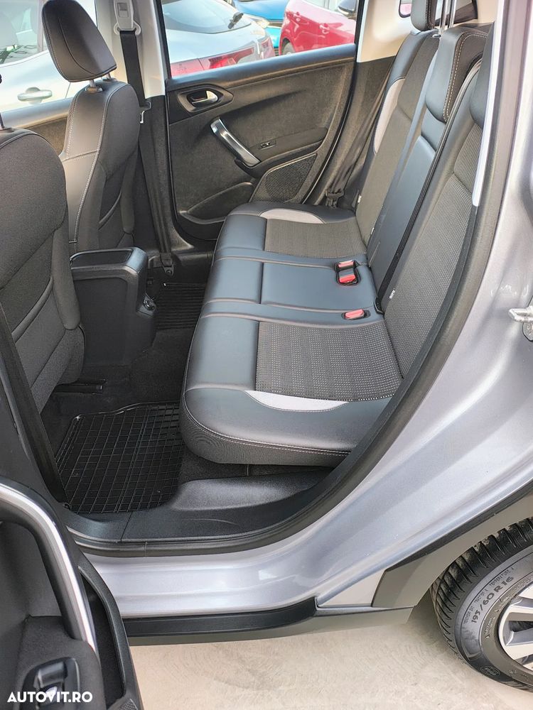 Peugeot 2008 PureTech 110 GPF Stop&Start EAT6 Allure - 29