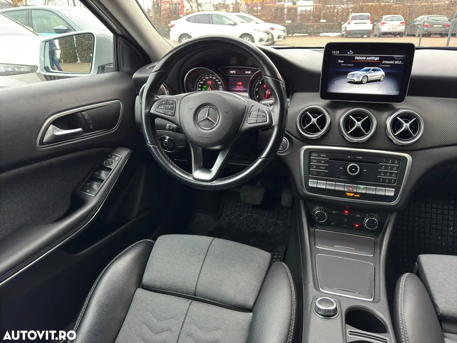 Mercedes-Benz GLA 250 4Matic 7G-DCT Peak Edition - 17