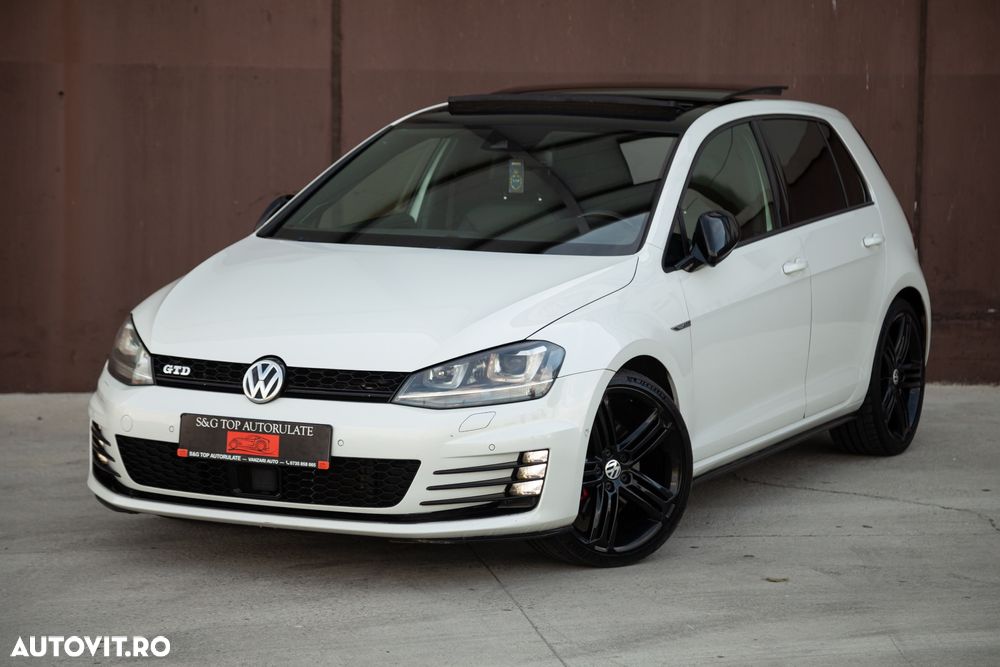 Volkswagen Golf - 3