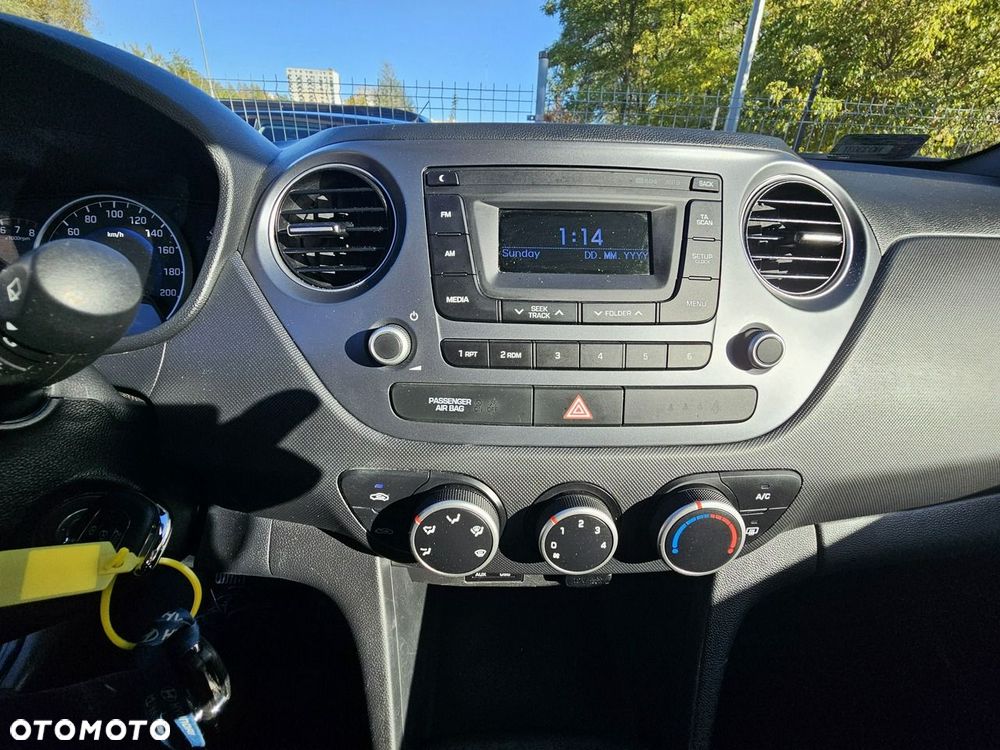 Hyundai i10 1.0 Connect & Go - 23