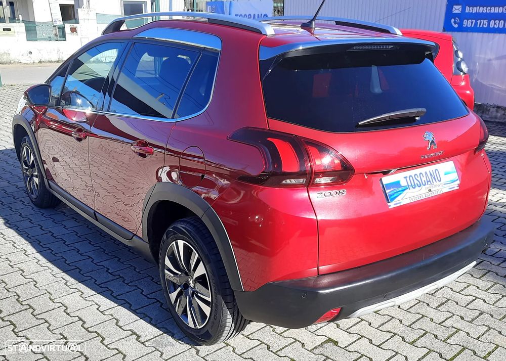 Peugeot 2008 1.2 PureTech Allure - 2