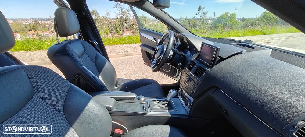 Mercedes-Benz C 250 Station CDI DPF (BlueEFFICIENCY) 7G-TRONIC Avantgarde - 23