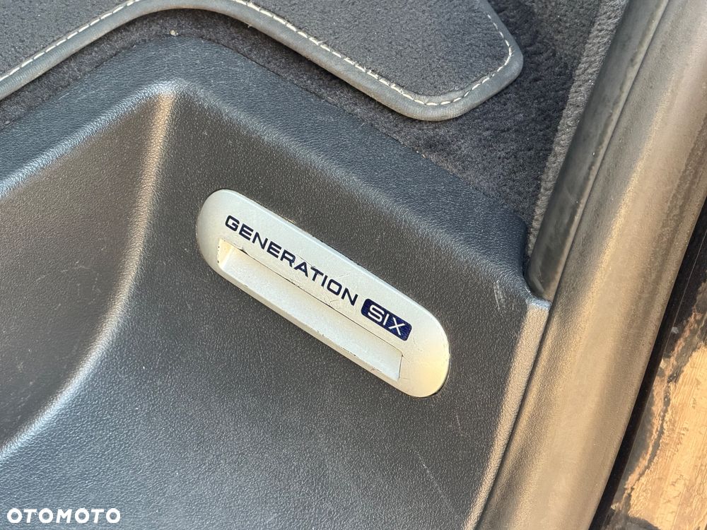 Volkswagen Multivan - 21