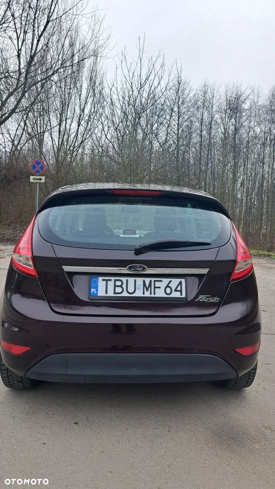 Ford Fiesta - 8