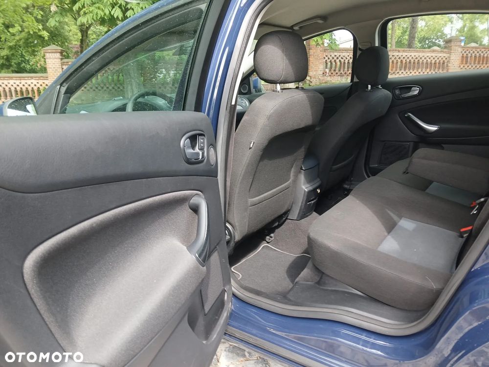 Ford Mondeo - 13
