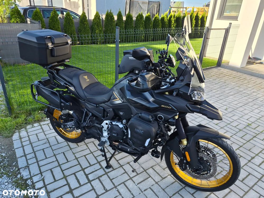 VOGE 900DSX - 21