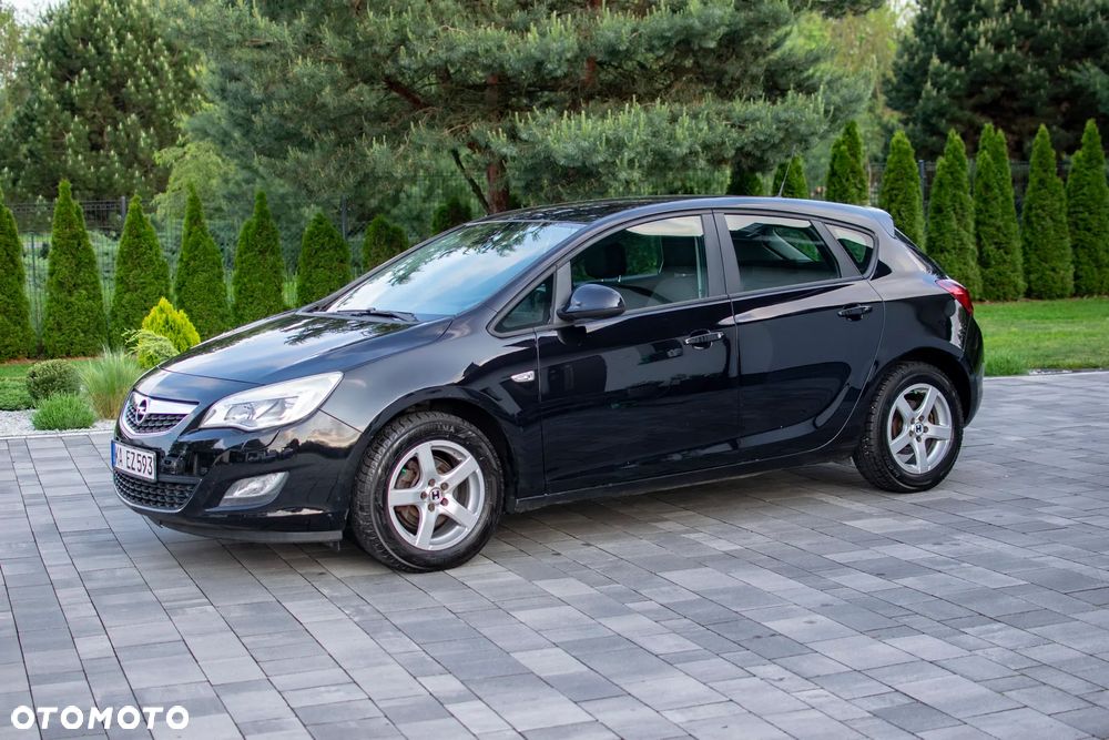 Opel Astra - 8
