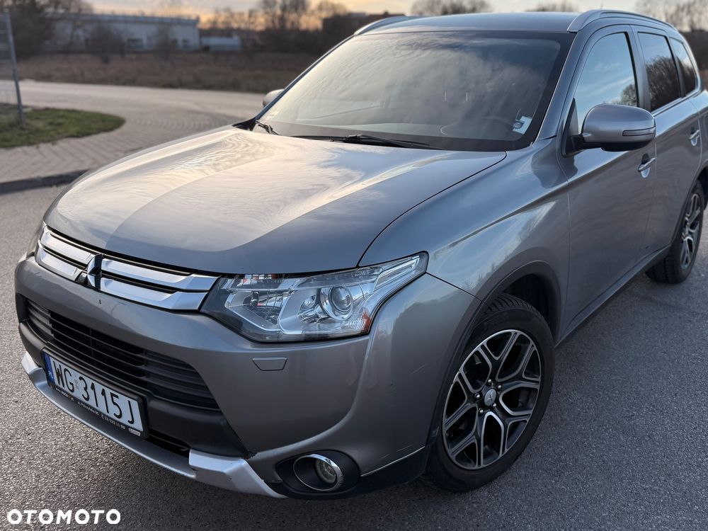 Mitsubishi Outlander 2.2 DID Intense + 4WD - 5
