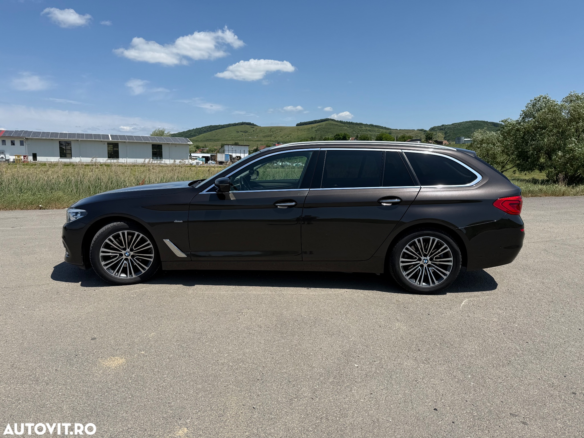 BMW Seria 5 520d Touring Aut. M Sport Edition - 3
