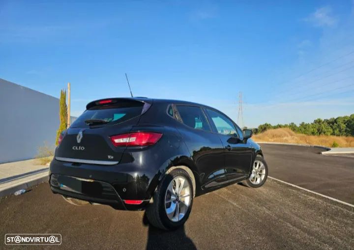 Renault Clio 0.9 TCe Limited Edition - 1