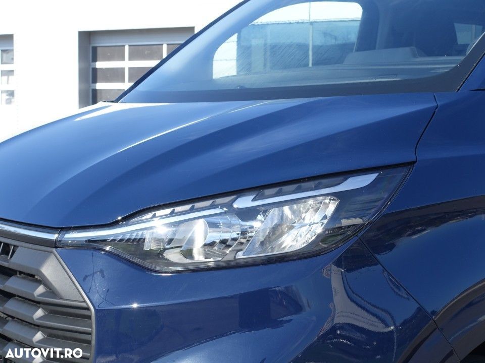 Ford Transit Custom - 10