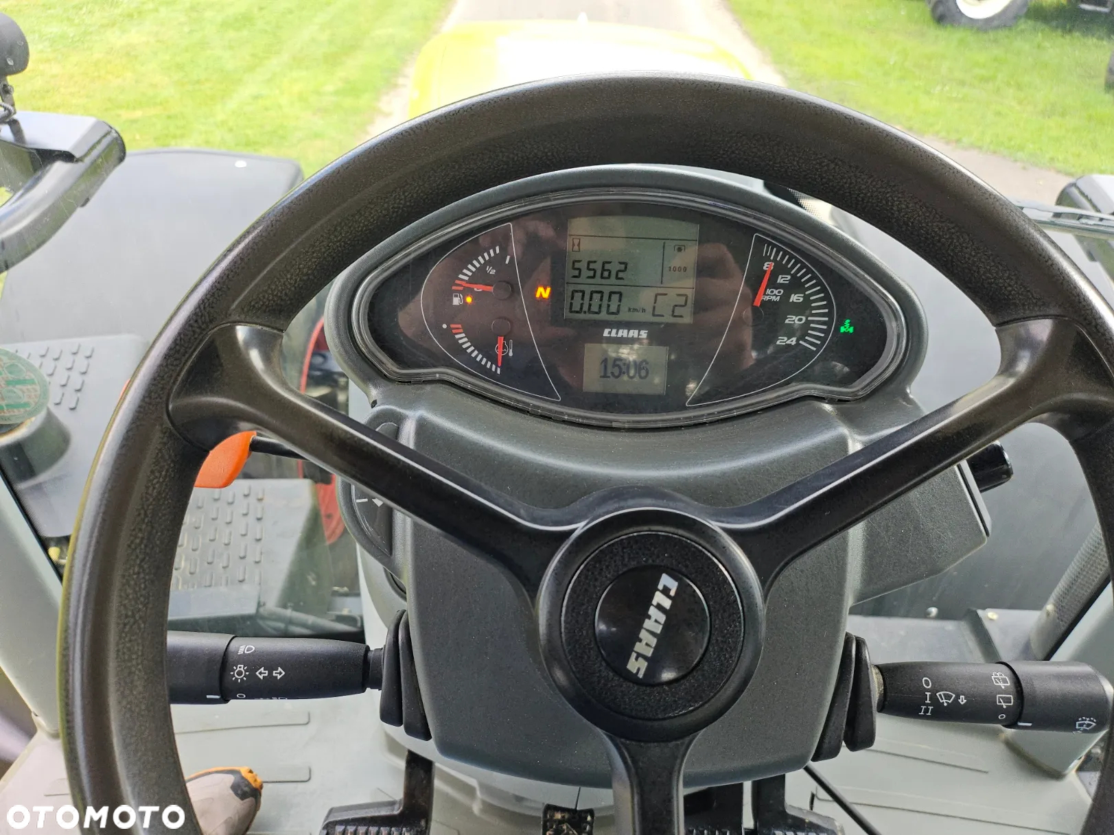 Claas Axion 810 CEBIS - 26