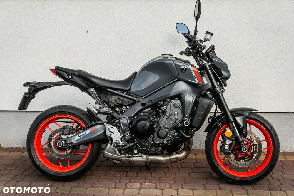Yamaha MT - 2