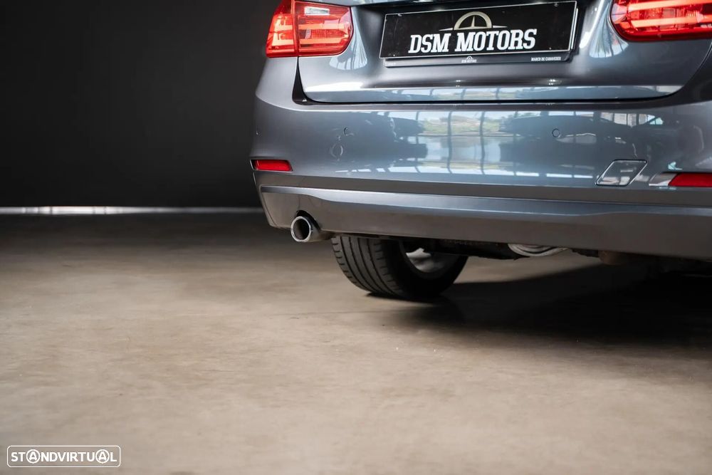 BMW 320 - 12