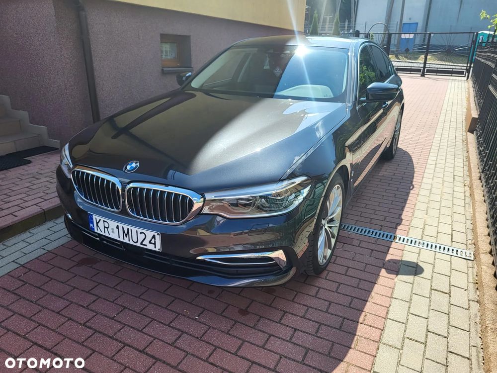 BMW Seria 5 530e iPerformance Luxury Line - 31