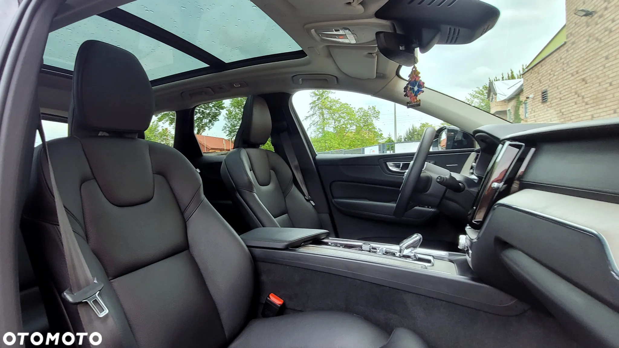 Volvo XC 60 T6 AWD Plug-In Hybrid Inscription - 8