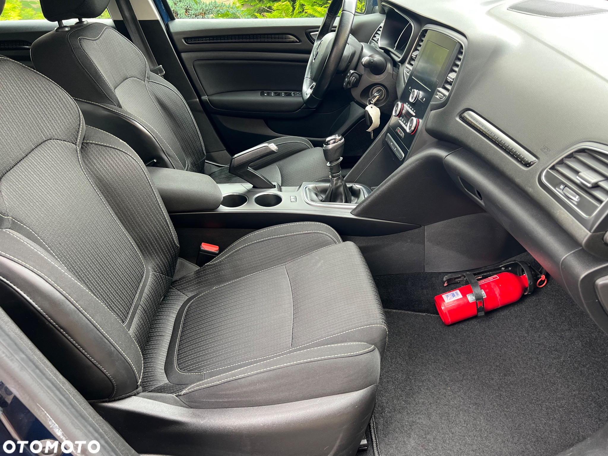 Renault Megane Grandtour ENERGY TCe 100 EXPERIENCE - 27