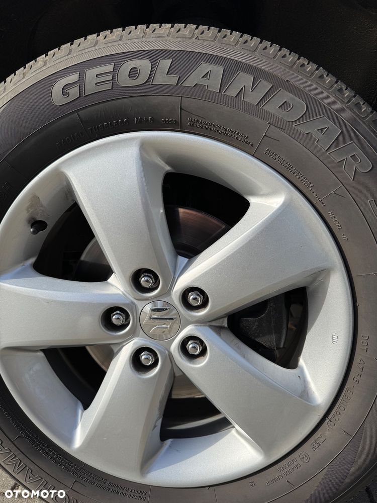 Suzuki Grand Vitara 1.9 DDiS Premium EU5 - 17