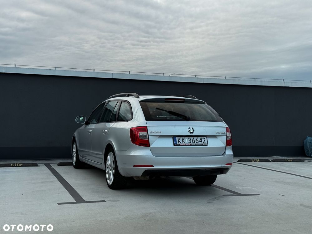 Skoda Superb 1.8 TSI Active DSG - 21