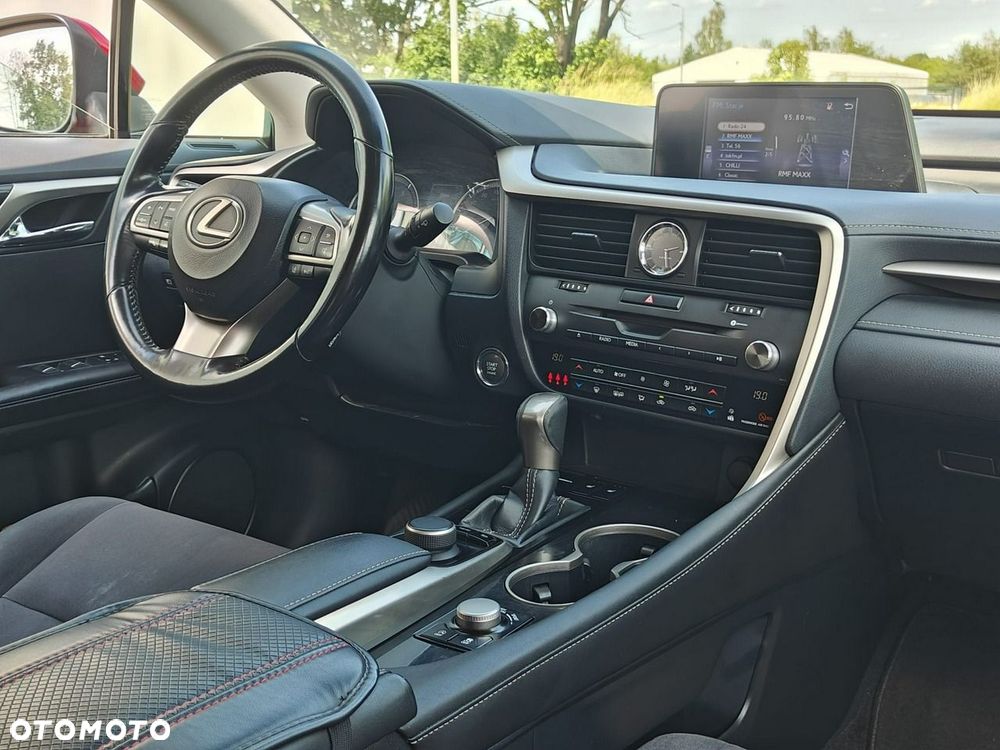 Lexus RX - 13