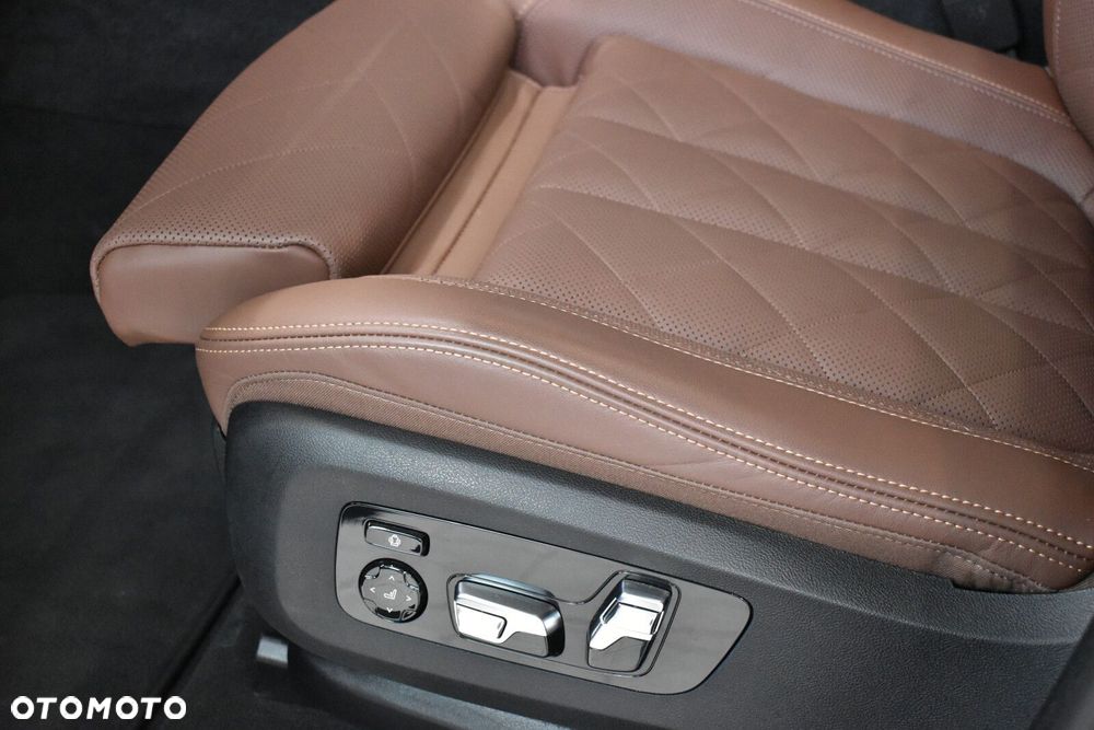 BMW X6 xDrive40i mHEV sport - 11