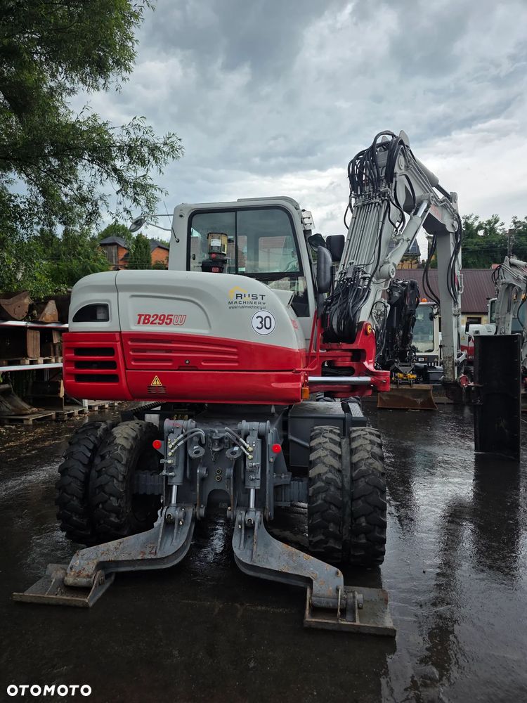 Takeuchi TB 295W Powertilt - 9