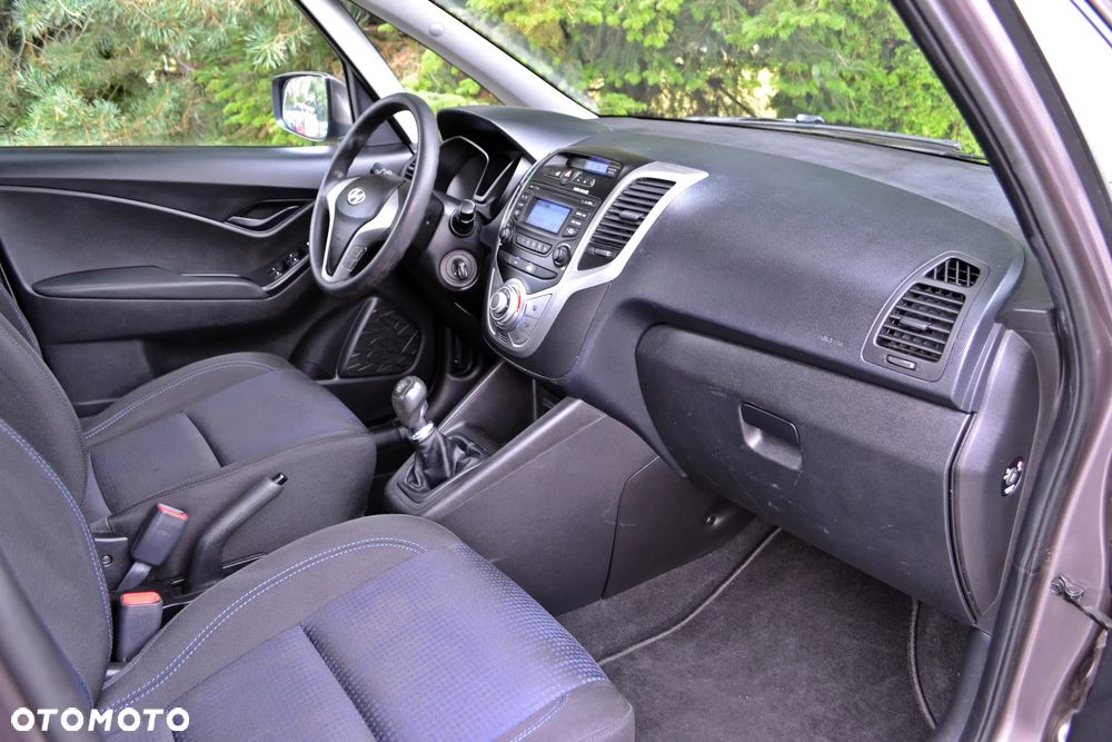 Hyundai ix20 - 23