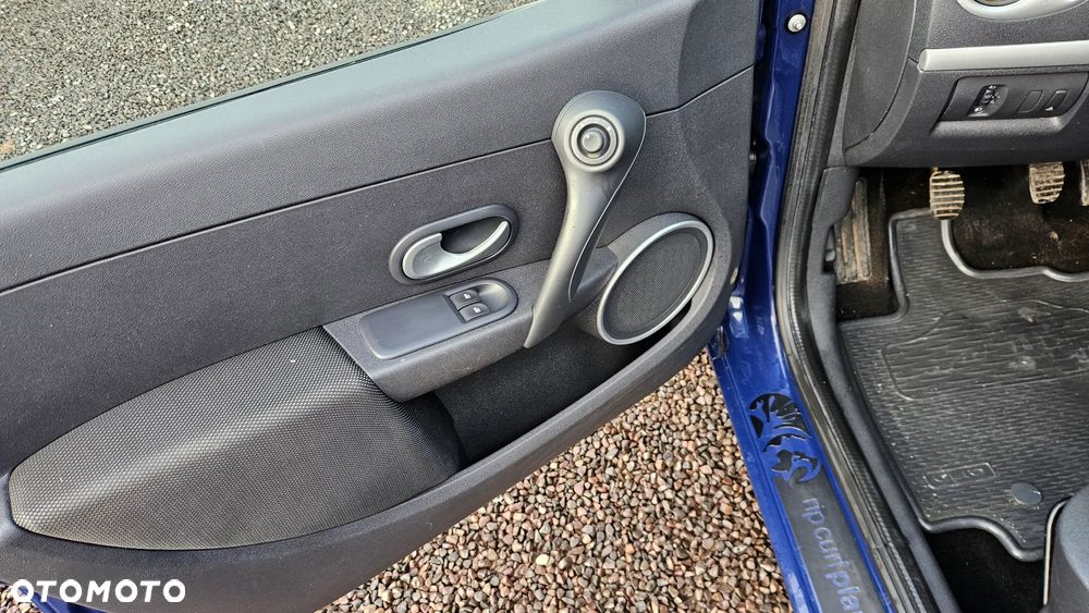 Renault Clio 1.2 TCE Rip Curl - 24