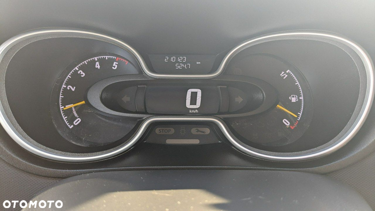 Opel Vivaro - 22