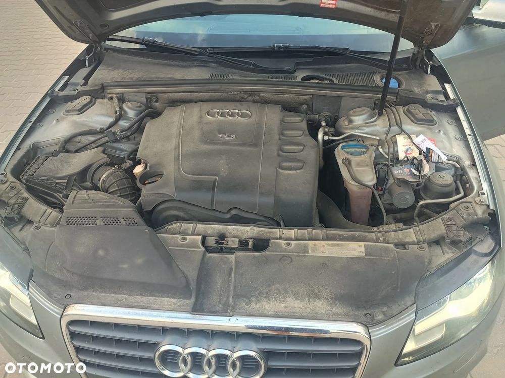 Audi A4 Avant - 13