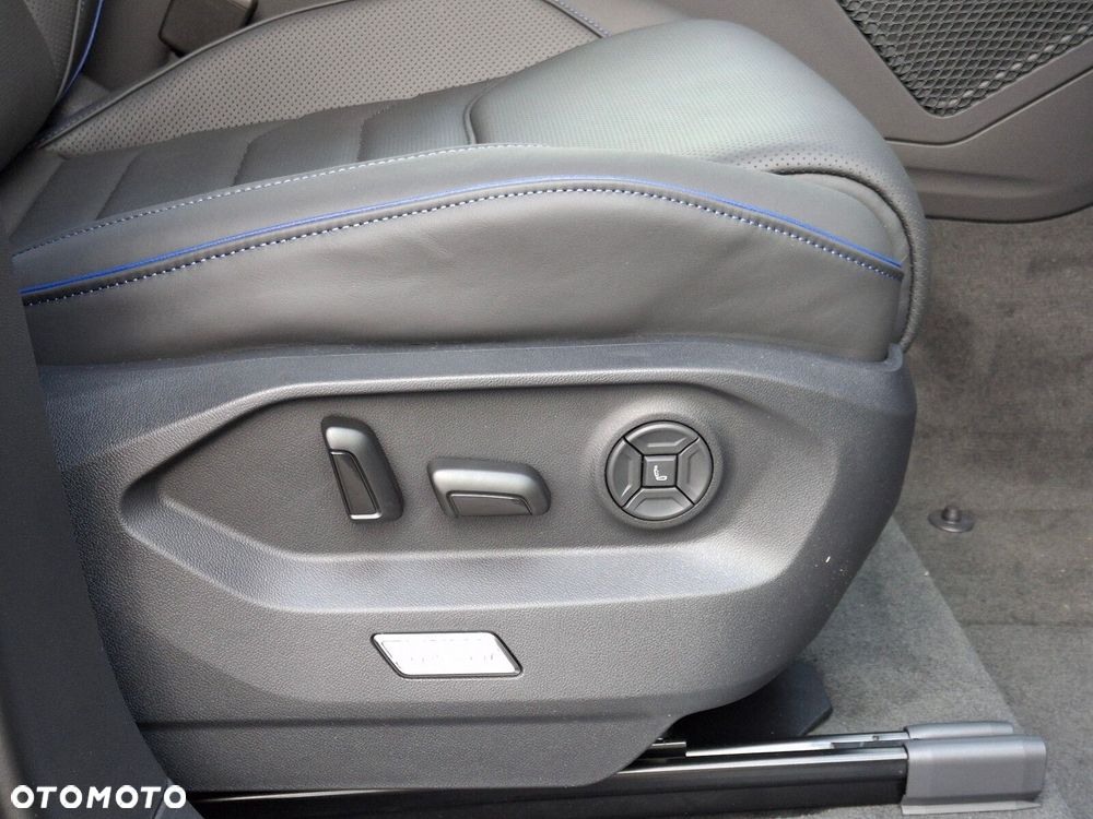 Volkswagen Touareg - 24