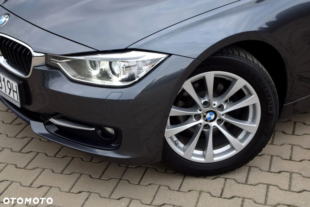 BMW Seria 3 318d Sport Line - 20