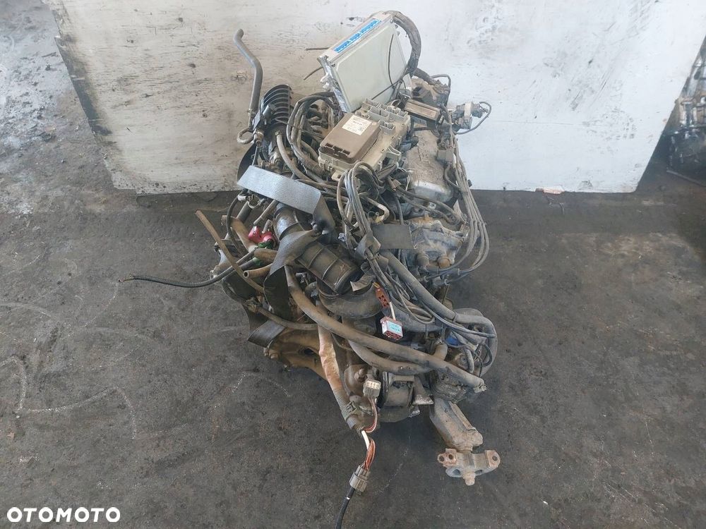 WYPRZEDAŻ!!! SILNIK BENZYNOWY KOMPLETNY HONDA CIVIC VI D14A7 1.4 16V - 9