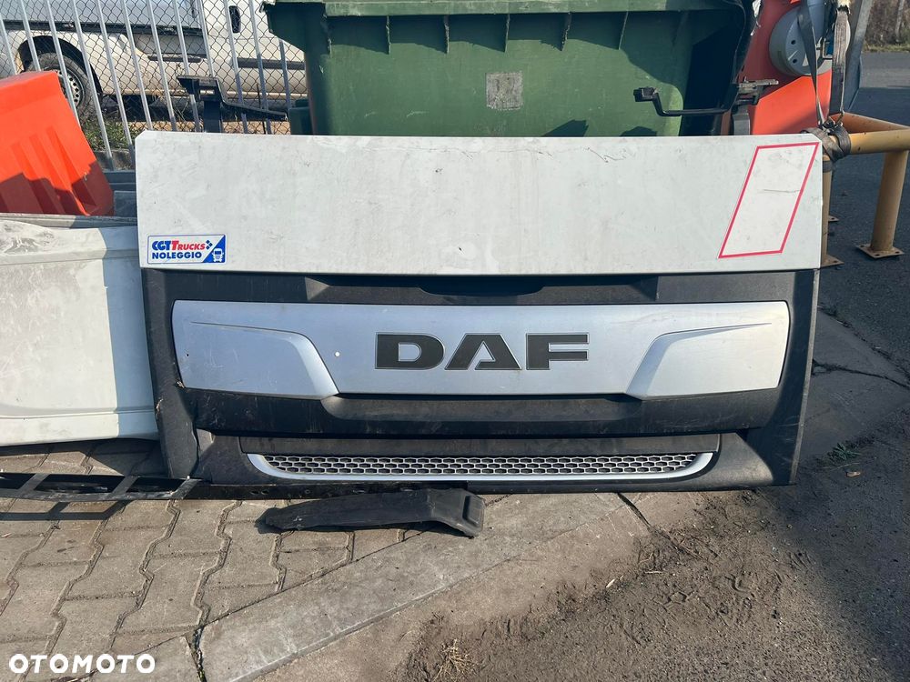 Atrapa DAF XF 106 LIFT Uszkodzona !! Wysyłka ! - 1