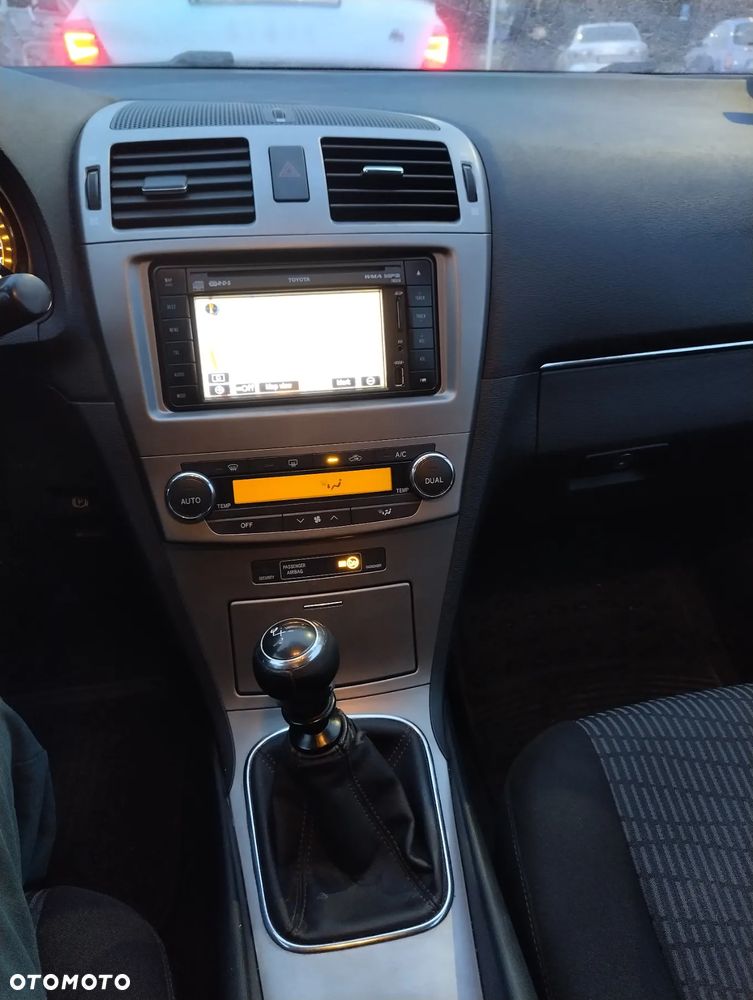 Toyota Avensis 2.0 D-4D Sol plus+NAVI - 7