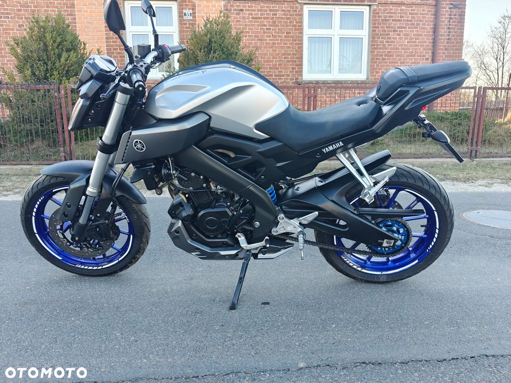 Yamaha MT - 7