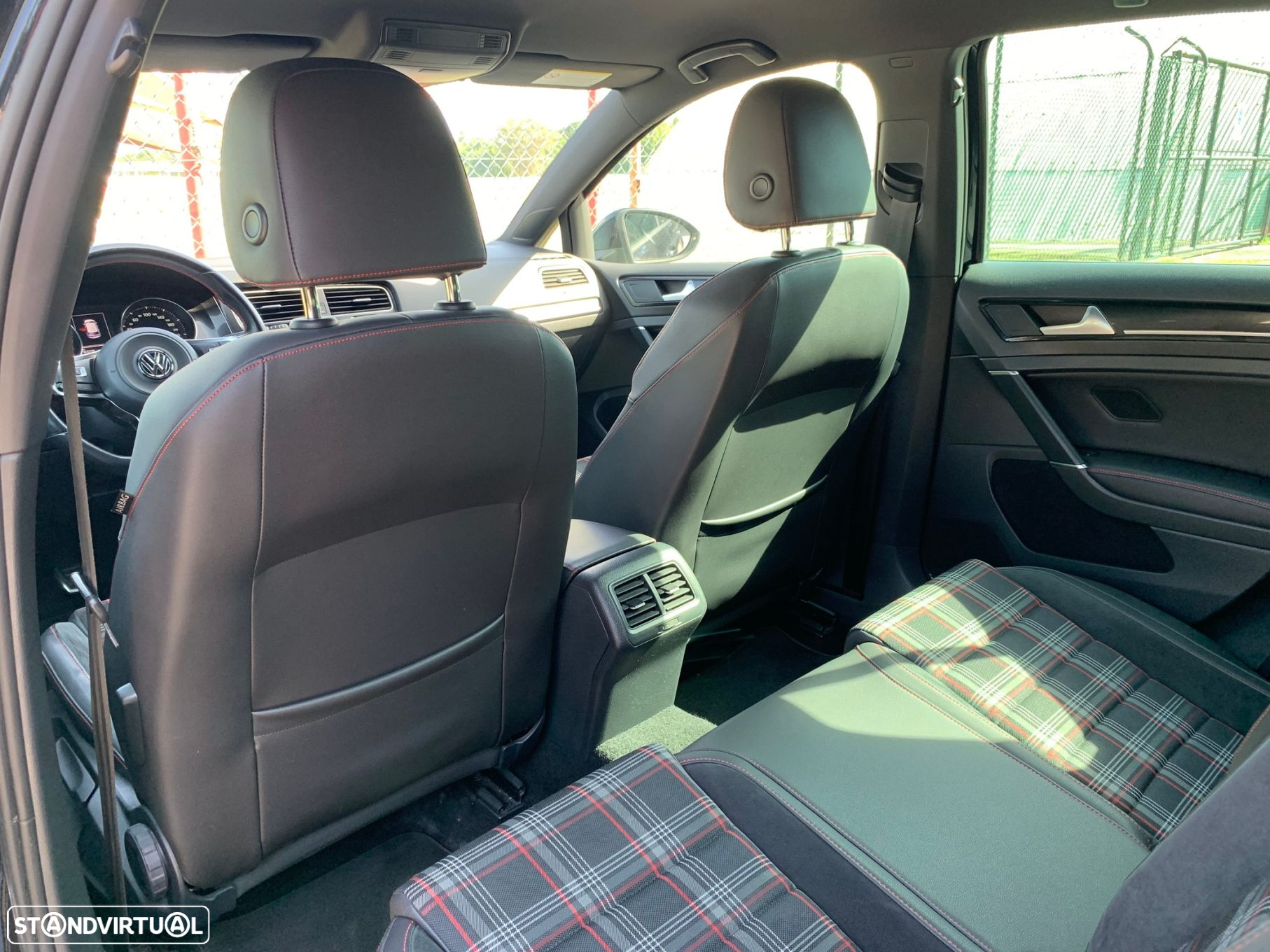 VW Golf 2.0 TSi GTi Performance - 45