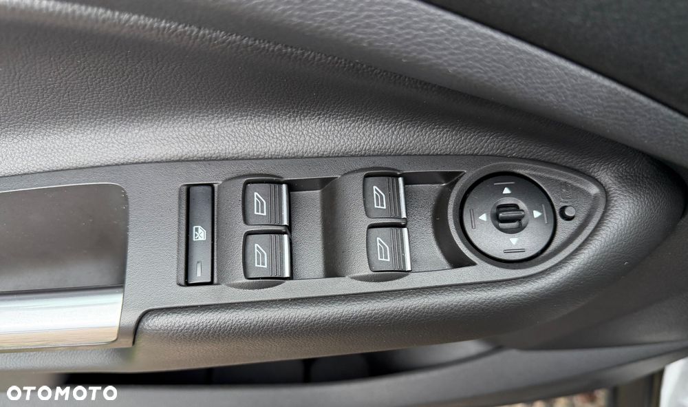 Ford Kuga - 23