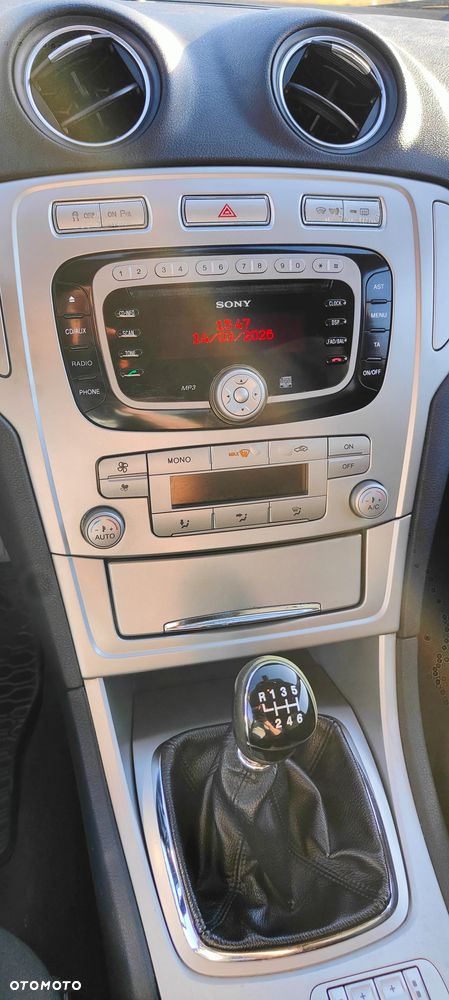 Ford Mondeo 2.0 TDCi Titanium - 10