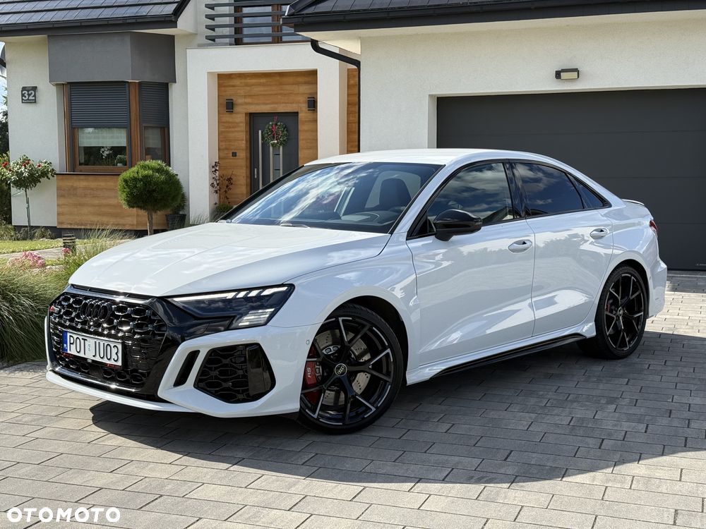 Audi RS3 Limousine TFSI Quattro S tronic - 1