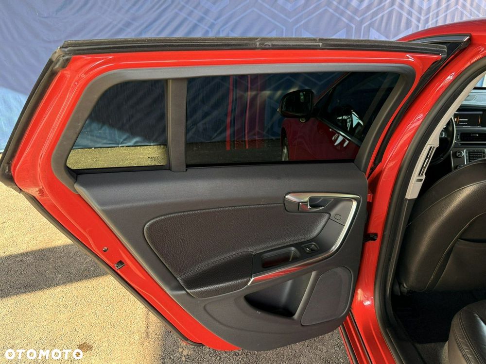 Volvo V60 - 16