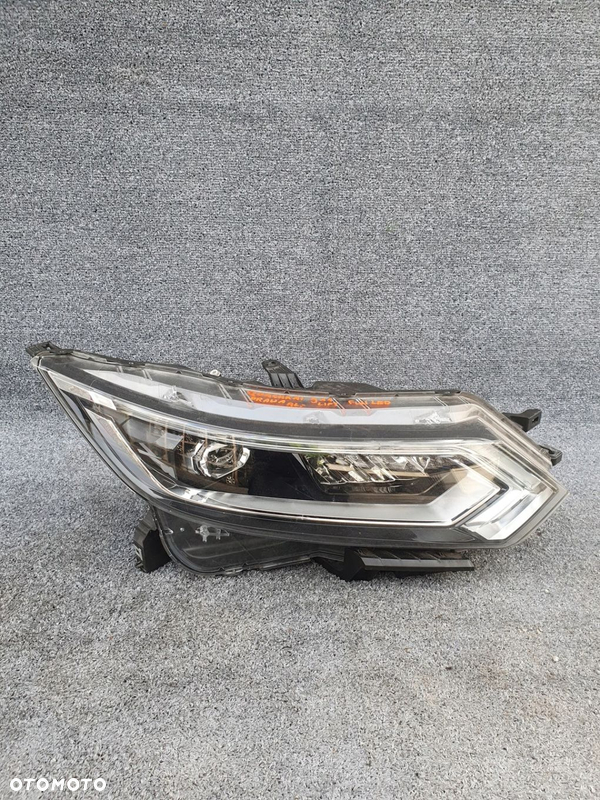 Lampa prawa lewa Qashqai J11 Lift FULL LED