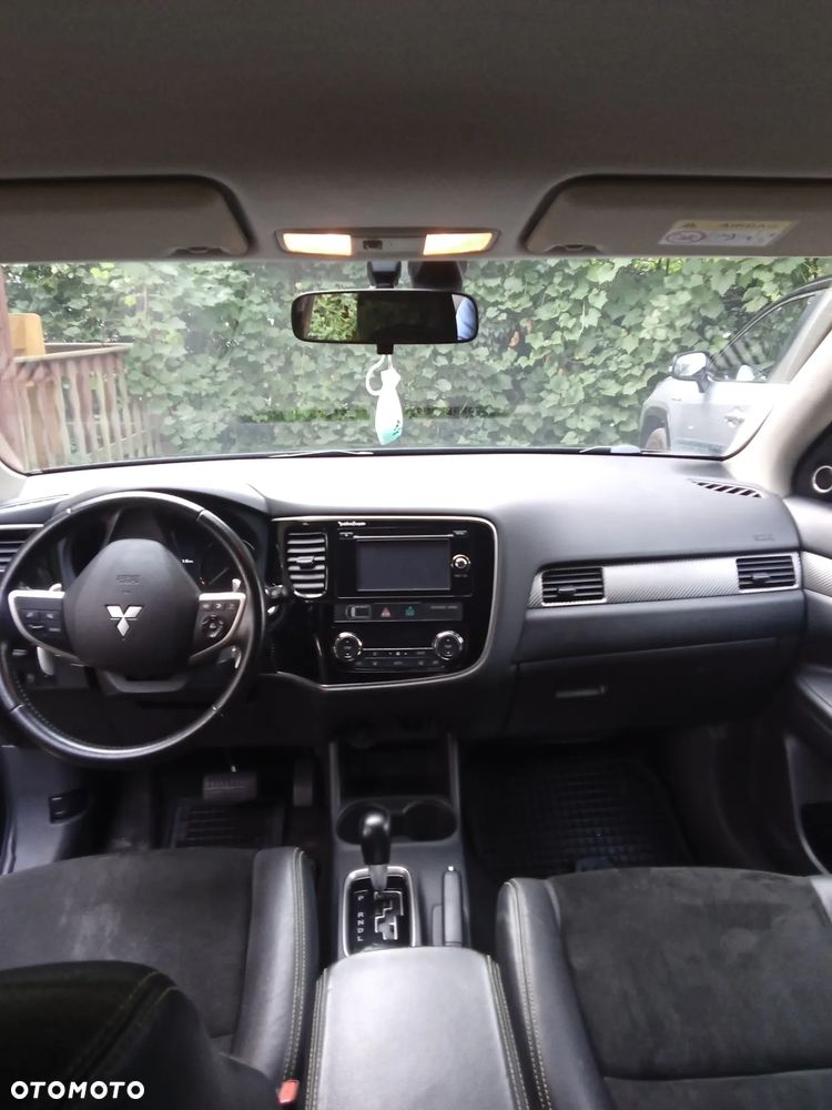 Mitsubishi Outlander 2.0 Intense + - 5