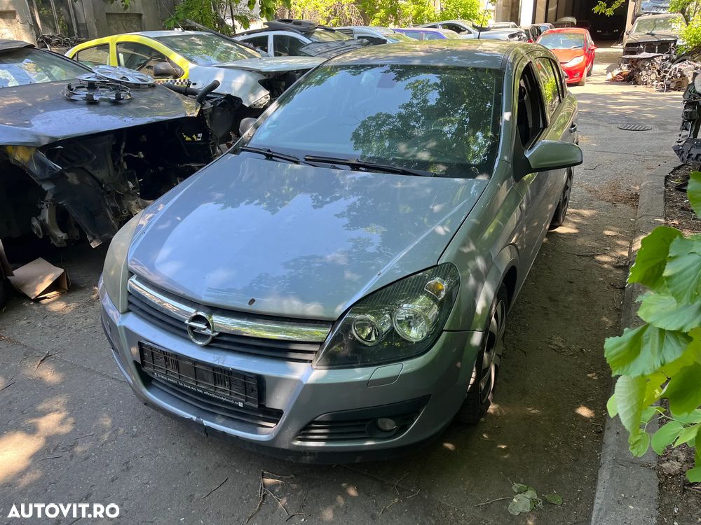Dezmembrez Opel Astra H hatchback 2006 gri Z163 1,6 benzina Z16XEP TWINPORT cutie automata - 4